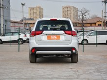 2018 W{ 2.0L Θ 7