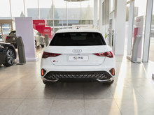 2025 WA3 Ŀ Sportback 35TFSI wY