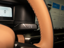 2025 LX3L 215а