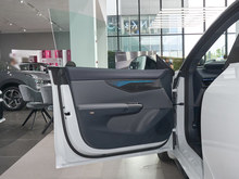2024 I07 EM-P 126Lm Ultra