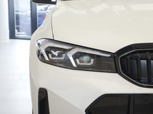 2025 R3ϵ 330i M\ҹb