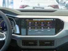 2023 ̽Ӱ 200TSI DSG R-Line