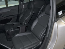 2025 Model Y L Lmȫ݆Ӱ