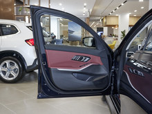 2025 Ri3 eDrive 40 L ҹb