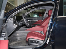 2025 Ri5 eDrive 40L M\b