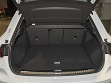 2026�� �W��Q3 quattro 45�����ذ� 35TFSI �r(sh��)�Є�(d��ng)����