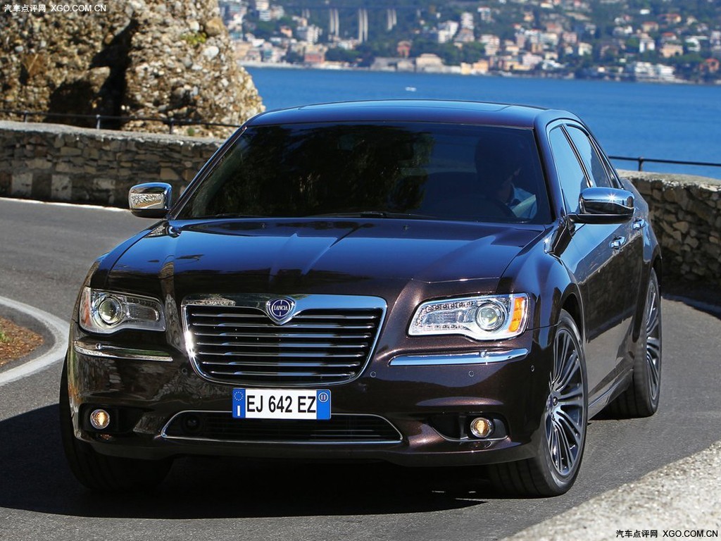 图:2012款 thema 基本型