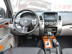 中控方向盘图片
