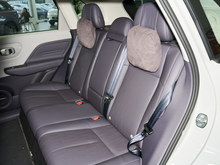 2025�� ����B10 600������